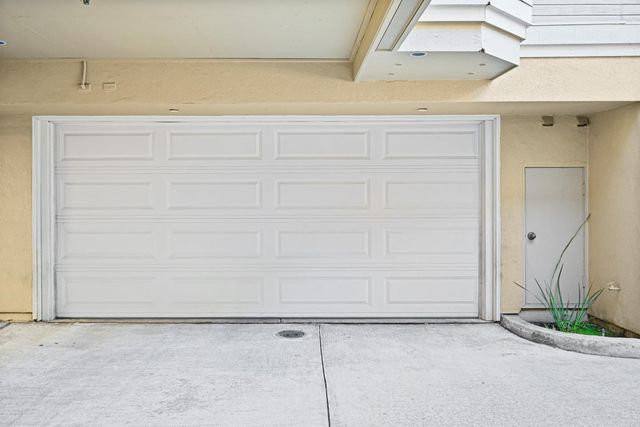 939 La Mesa Terrace C, Sunnyvale, CA 94086