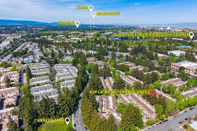 939 La Mesa Terrace C, Sunnyvale, CA 94086