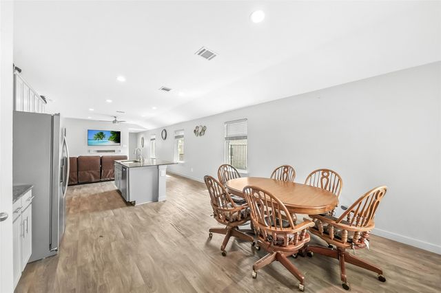 1514 Truckee River Drive, Rosharon, TX 77583