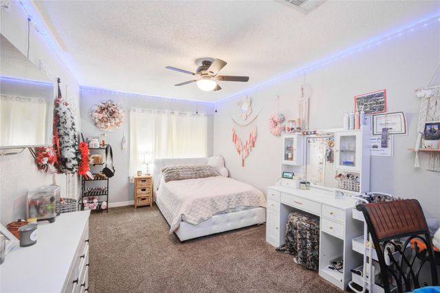 203 Moose Jaw Lane, Houston, TX 77336