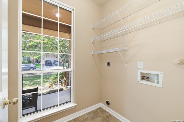 1315 WINSTON CV, San Antonio, TX 78260