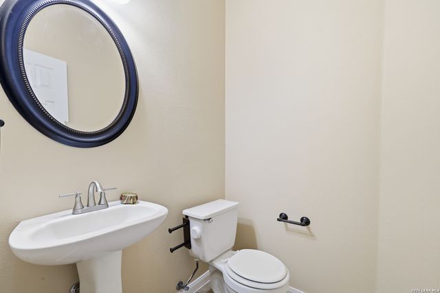 1315 WINSTON CV, San Antonio, TX 78260