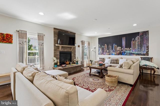 14700 SADDLE CREEK DR, Burtonsville, MD 20866