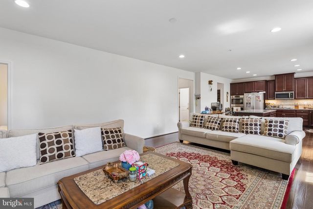 14700 SADDLE CREEK DR, Burtonsville, MD 20866