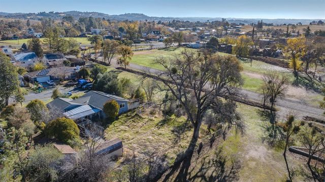 18389 Gerrans St, Plymouth, CA 95669