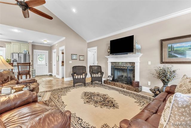 141 2nd Street, Eclectic, AL 36024