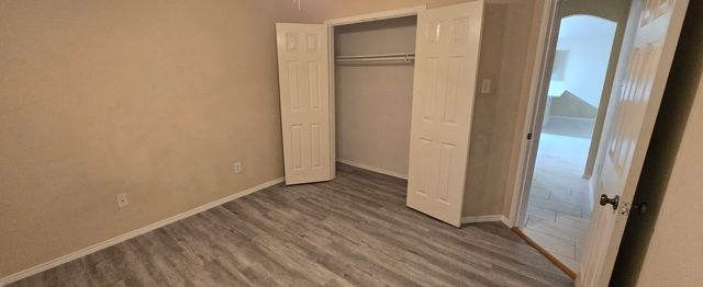 1811 Kings Cross Drive, Lancaster, TX 75134