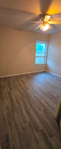 1811 Kings Cross Drive, Lancaster, TX 75134
