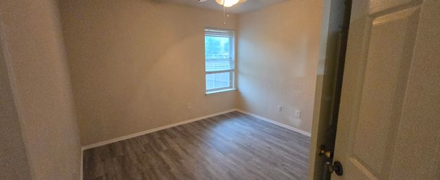 1811 Kings Cross Drive, Lancaster, TX 75134