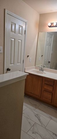 1811 Kings Cross Drive, Lancaster, TX 75134