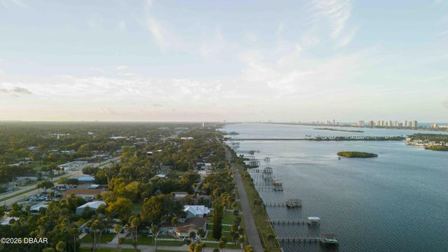 4946 Halifax Drive, Port Orange, FL 32127