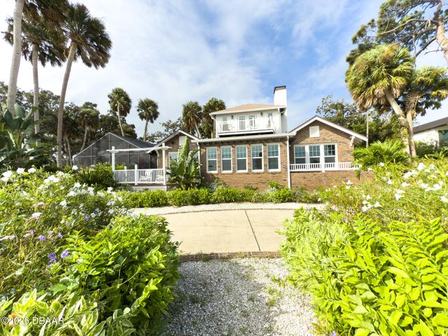4946 Halifax Drive, Port Orange, FL 32127