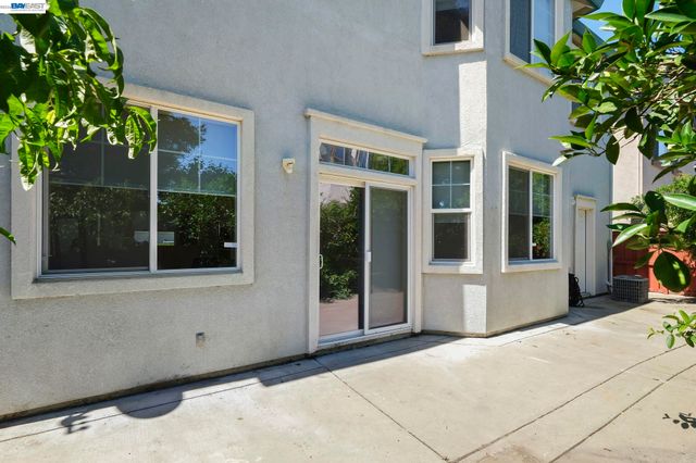 687 Rockspray Circle, Pittsburg, CA 94565