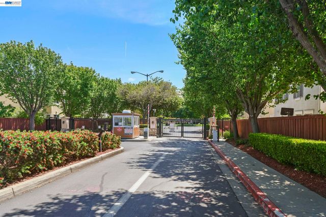 687 Rockspray Circle, Pittsburg, CA 94565