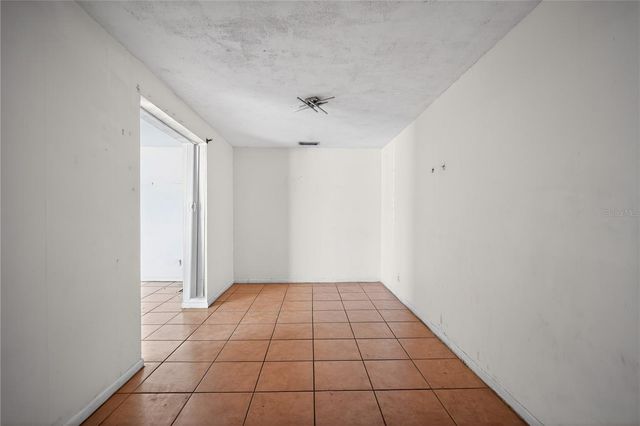 2108 W SAINT ISABEL STREET, Tampa, FL 33607