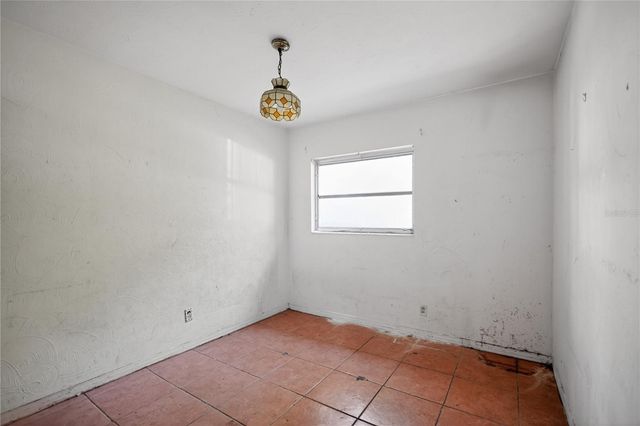 2108 W SAINT ISABEL STREET, Tampa, FL 33607