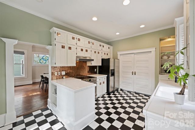 712 Sunnyside Avenue, Charlotte, NC 28204