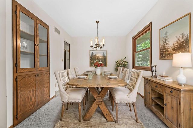 W169N10432 Pheasant RUN, Germantown, WI 53022