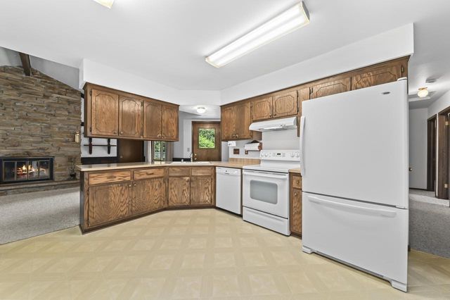 W169N10432 Pheasant RUN, Germantown, WI 53022