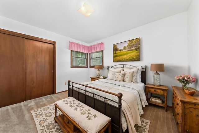 W169N10432 Pheasant RUN, Germantown, WI 53022