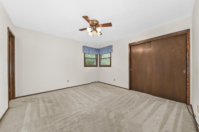W169N10432 Pheasant RUN, Germantown, WI 53022