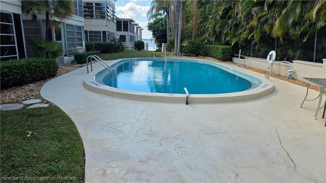 1801 Lakeview Drive 112, Sebring, FL 33870