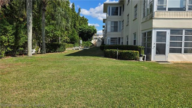 1801 Lakeview Drive 112, Sebring, FL 33870