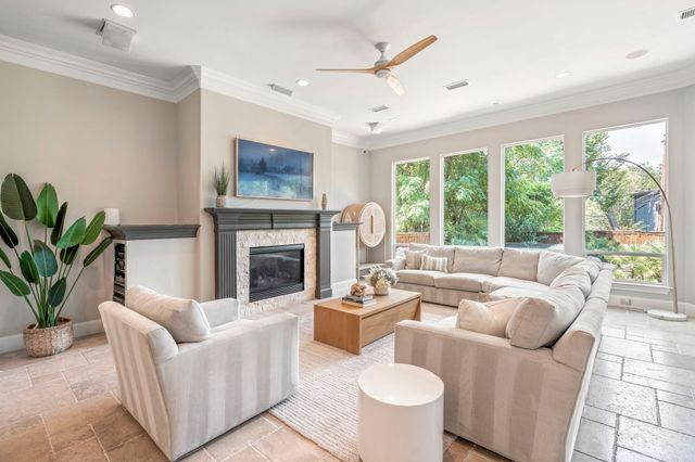 8718 Rexford Drive, Dallas, TX 75209