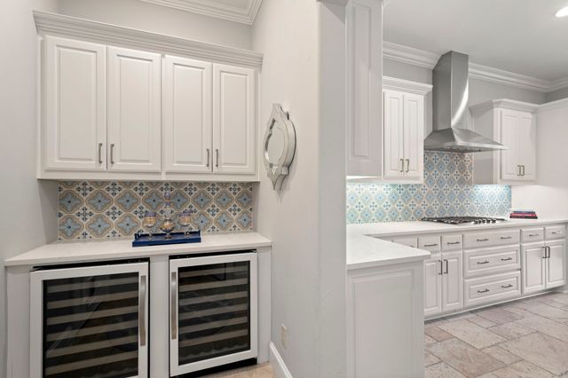 8718 Rexford Drive, Dallas, TX 75209