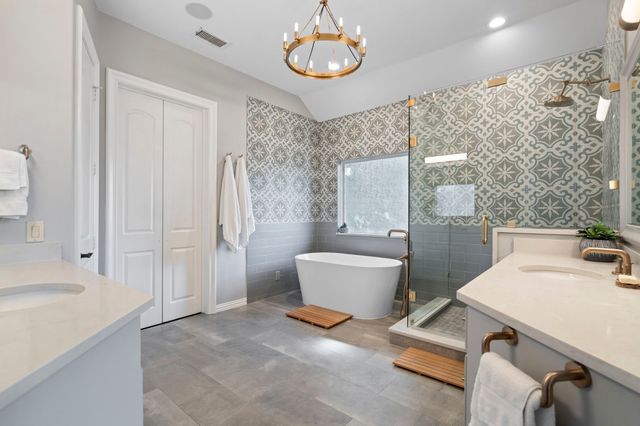 8718 Rexford Drive, Dallas, TX 75209