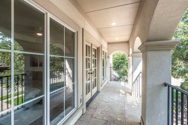 8718 Rexford Drive, Dallas, TX 75209