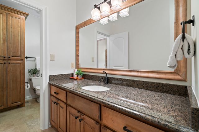 8718 Rexford Drive, Dallas, TX 75209