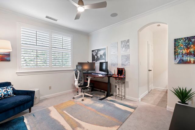 8718 Rexford Drive, Dallas, TX 75209