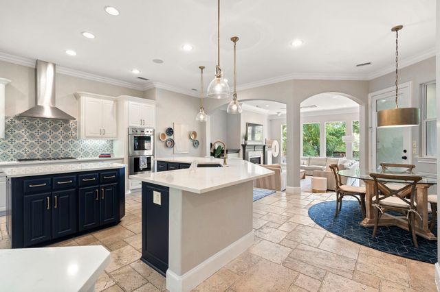 8718 Rexford Drive, Dallas, TX 75209