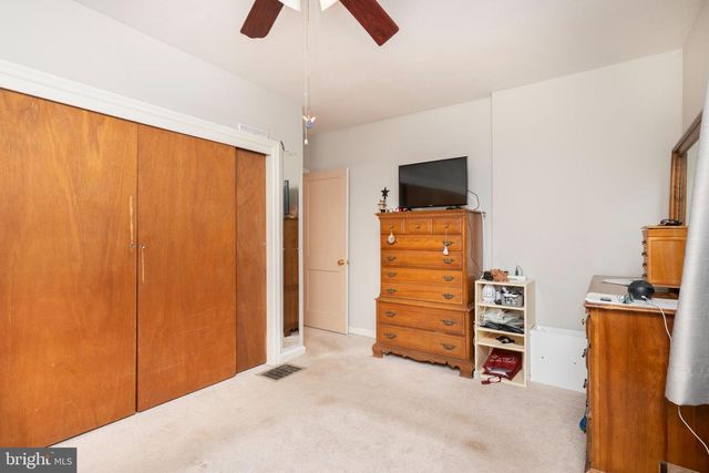 20 CROMBY RD, Phoenixville, PA 19460