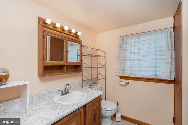 20 CROMBY RD, Phoenixville, PA 19460