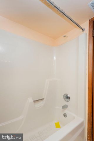 20 CROMBY RD, Phoenixville, PA 19460