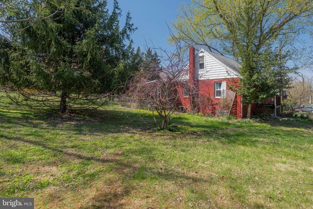 20 CROMBY RD, Phoenixville, PA 19460