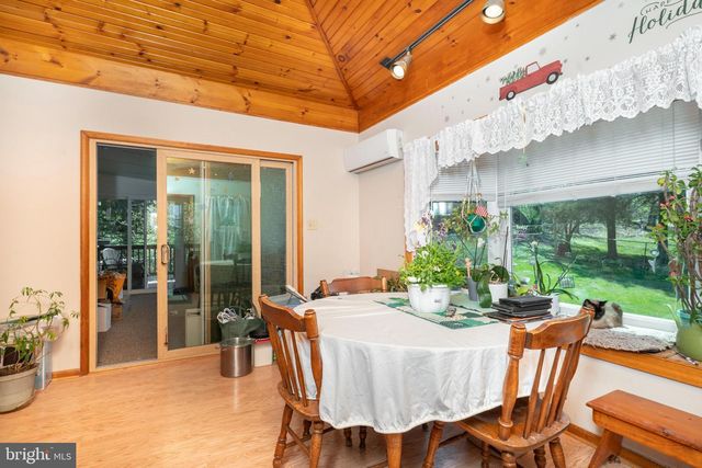 20 CROMBY RD, Phoenixville, PA 19460