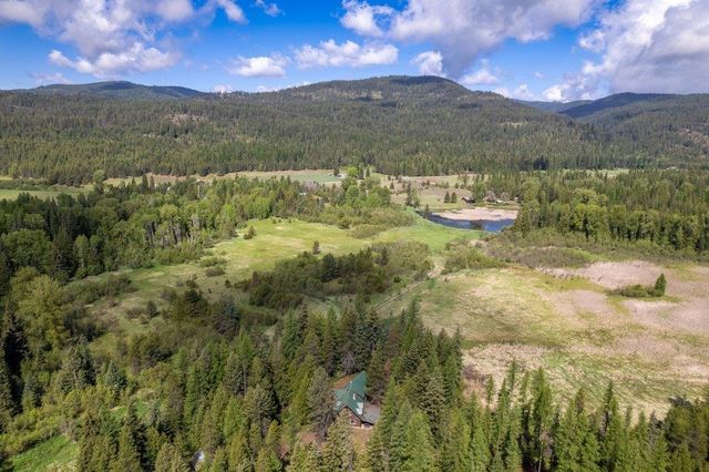 652 Penny Ln, Usk, WA 99180