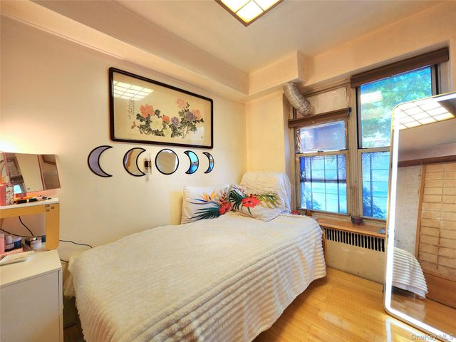 143-07 Sanford Avenue 1K, Flushing, NY 11355