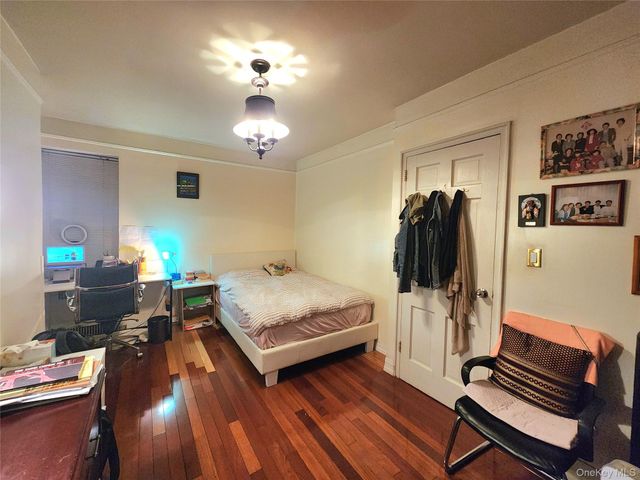 143-07 Sanford Avenue 1K, Flushing, NY 11355