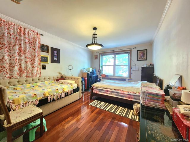143-07 Sanford Avenue 1K, Flushing, NY 11355
