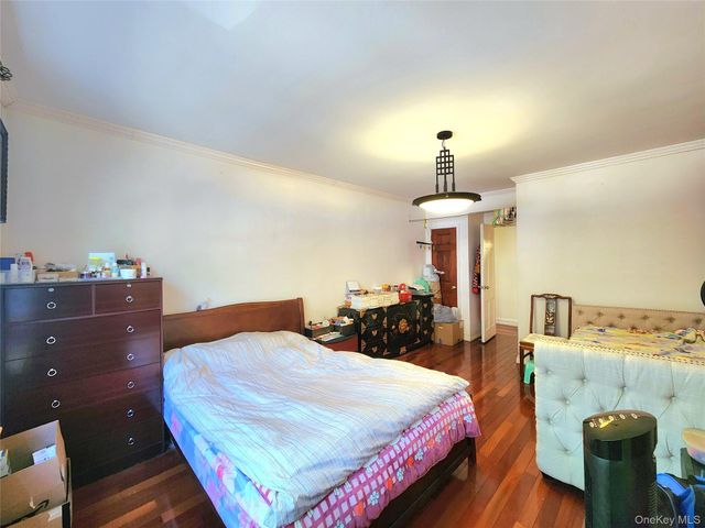 143-07 Sanford Avenue 1K, Flushing, NY 11355