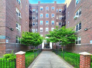 143-07 Sanford Avenue 1K, Flushing, NY 11355