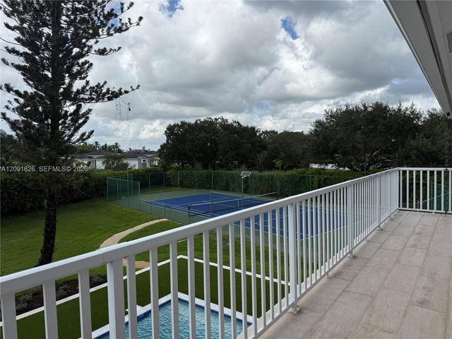 15100 S Saxon Circle, Southwest Ranches, FL 33331