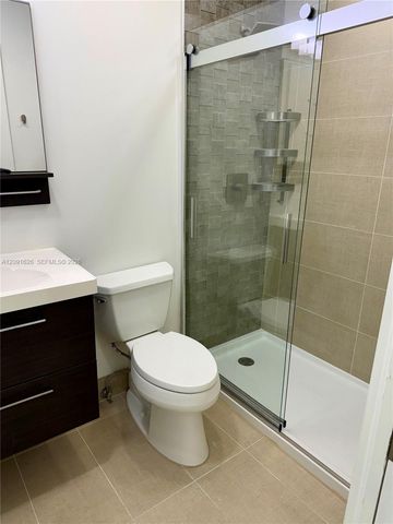 15100 S Saxon Circle, Southwest Ranches, FL 33331