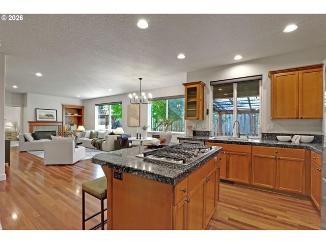 13790 Nw PAYNE Dr, Portland, OR 97229