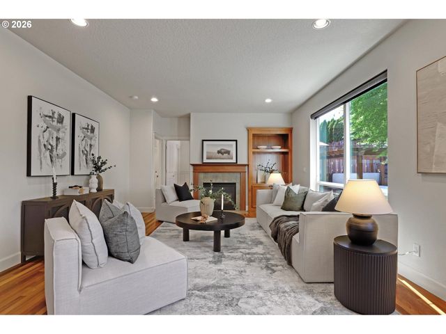 13790 Nw PAYNE Dr, Portland, OR 97229