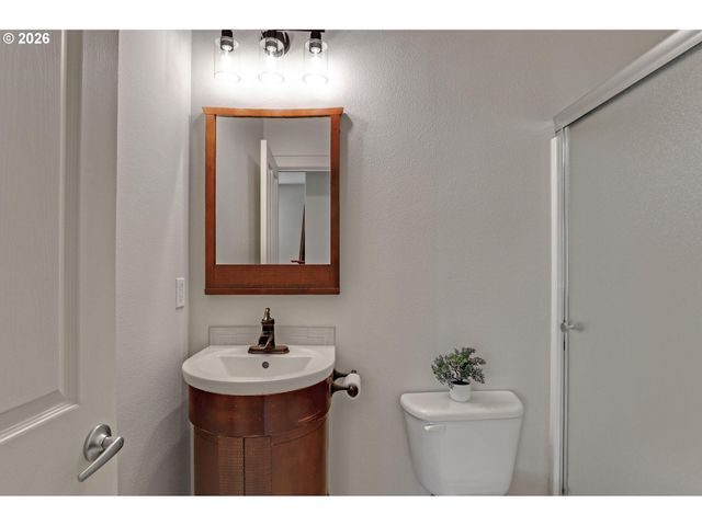 13790 Nw PAYNE Dr, Portland, OR 97229